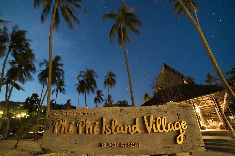  Phi Phi Island Village est une adresse emblématique pour loger dans le sud de la Thaïlande
