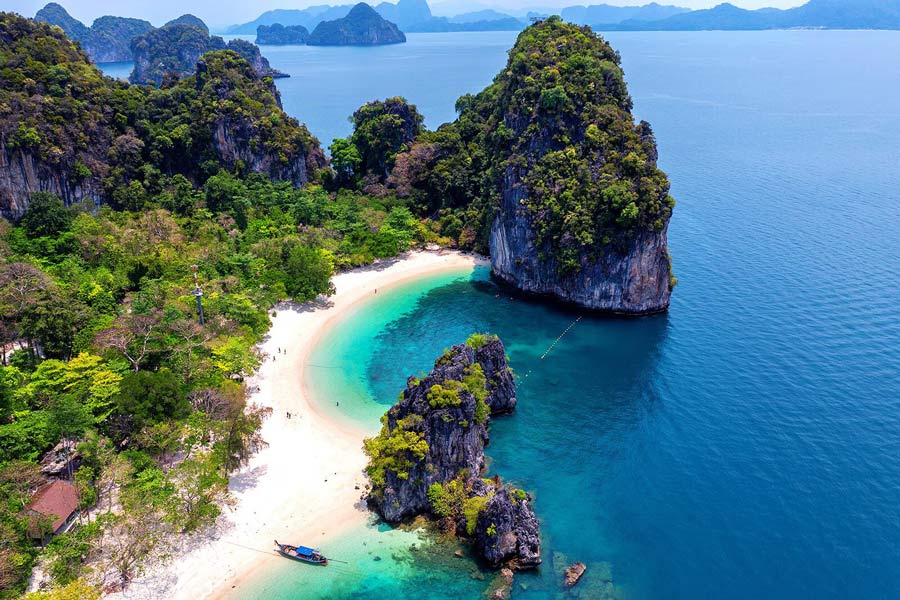 Krabi avec ses plages dorées ensoleillées et son sable blanc