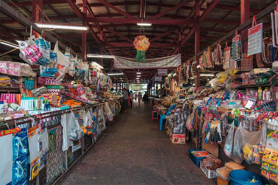 Marché matinal de Mae Sariang