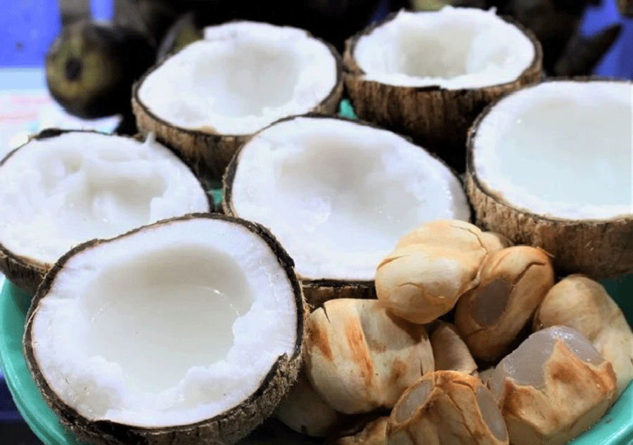 Le marché nocturne de Phu Quoc - palmyra coconut