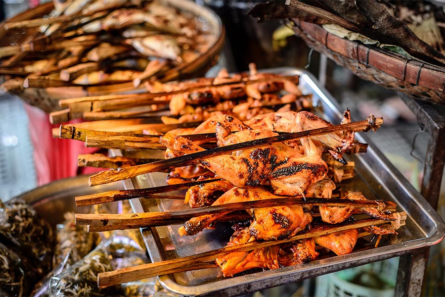 Le street food au marché Psar Nath