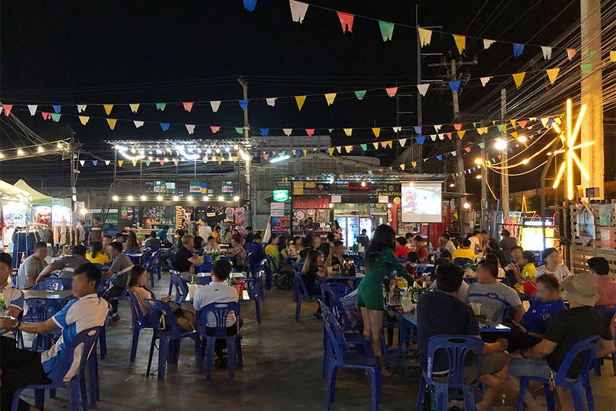 Marché nocturne de Sisaket