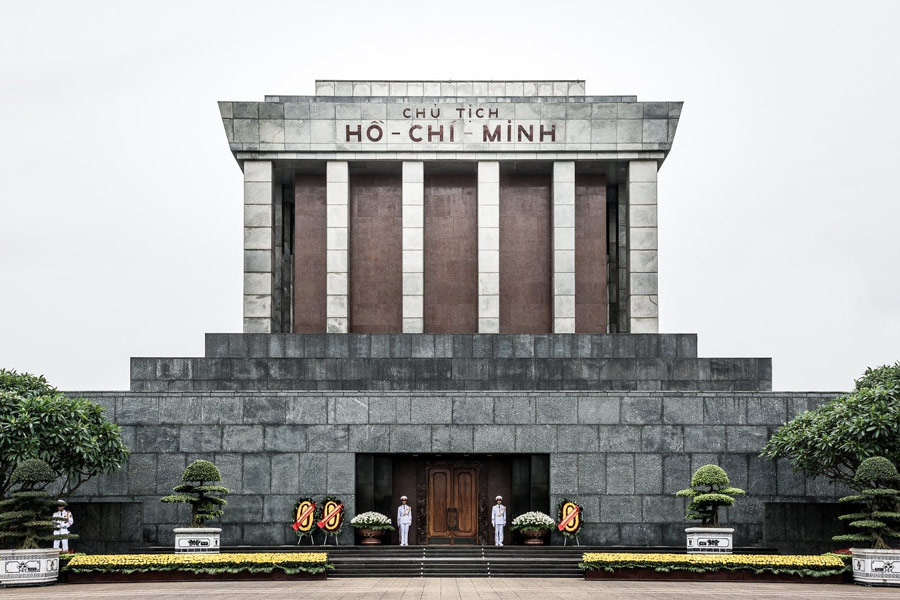 Le Mausolée de Ho Chi Minh est une destination à ne pas manquer à Hanoi