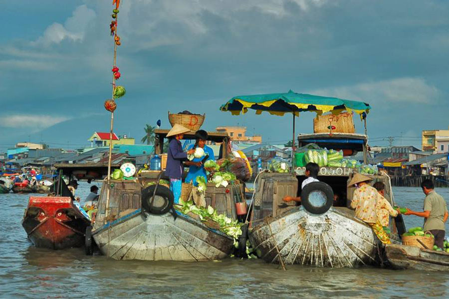 Les marchés flottants au Delta du Mékong