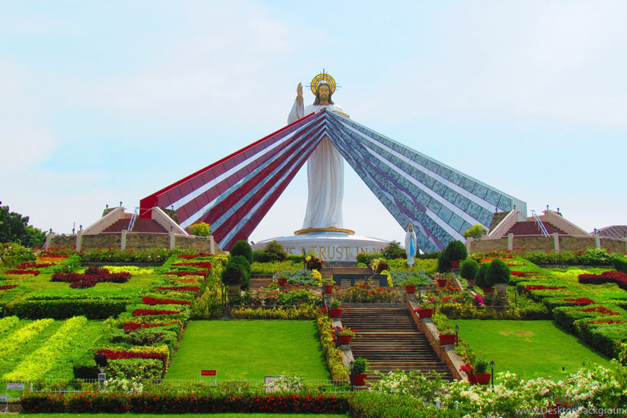 La célèbre statue montre les croyances religieuses dominantes des habitants de Misamis Oriental