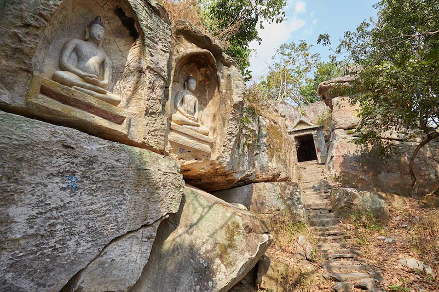 Grottes préhistoriques à la montagne de Phnom Santuk