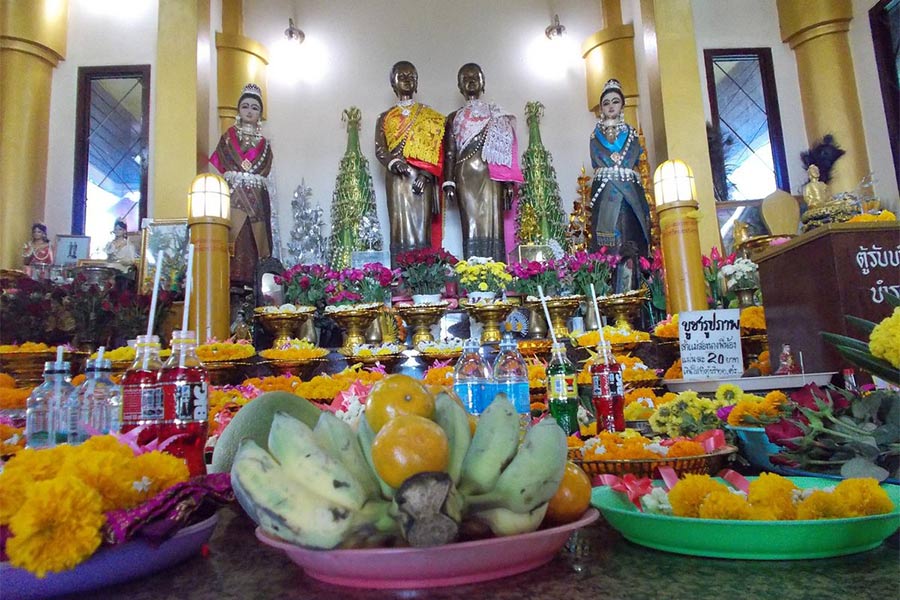 San Chaomae Song Nang Phi Nong à Mukdahan