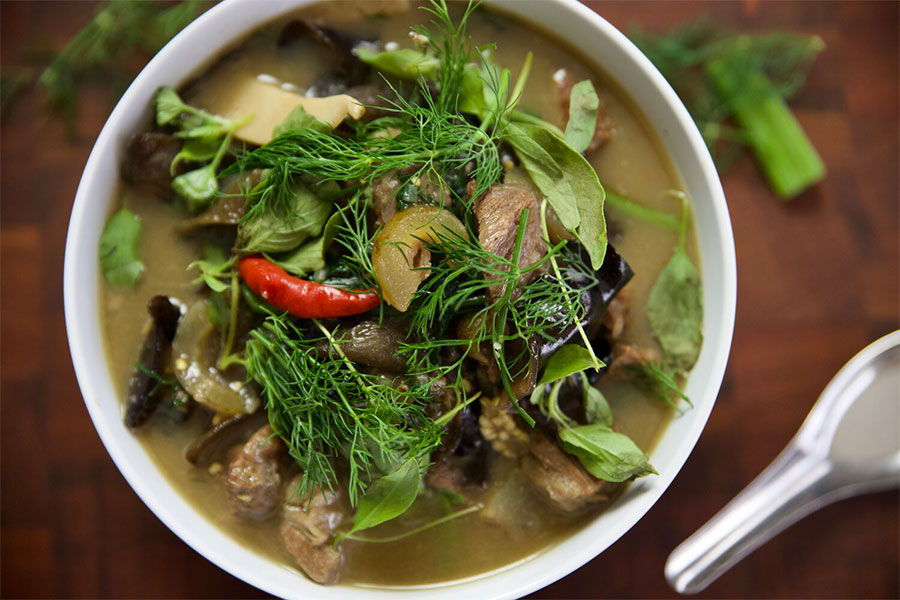 Or Lam est l'un des meilleurs plats à Luang Prabang