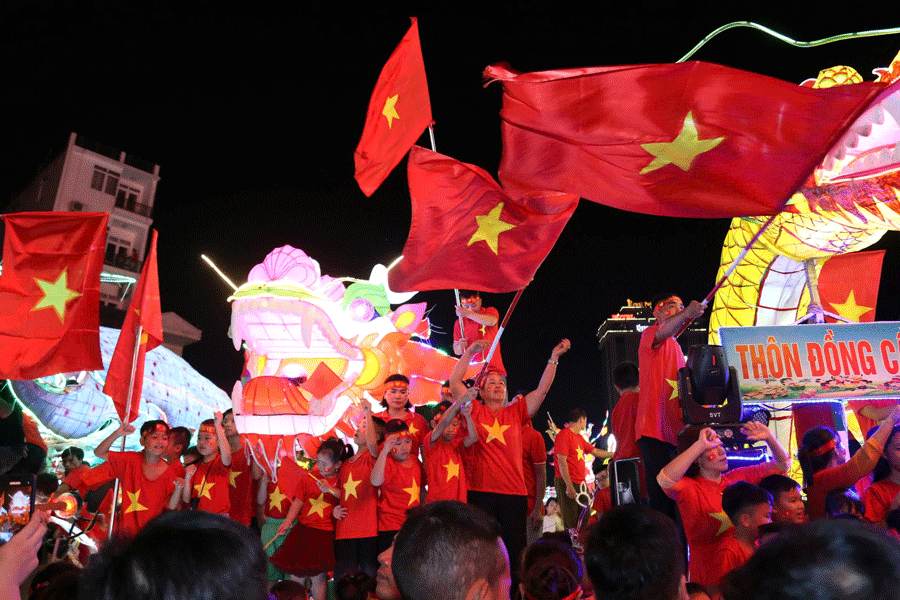 Ambiance festive du peuple vietnamien lors de la fête nationale