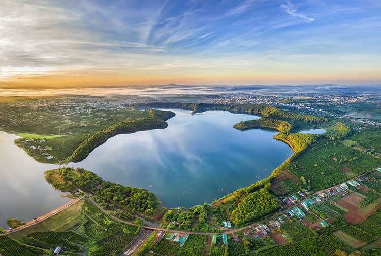 Lac T'Nung - Le jade de Pleiku, province de Gia Lai