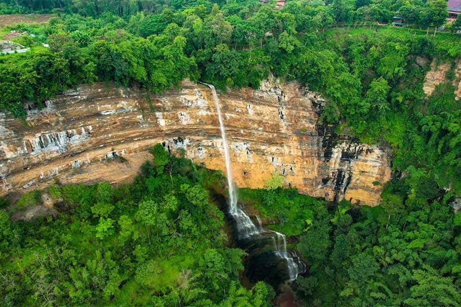 Le canyon du Parc national de Nam Nao est une destination préférée des amateurs de trekking