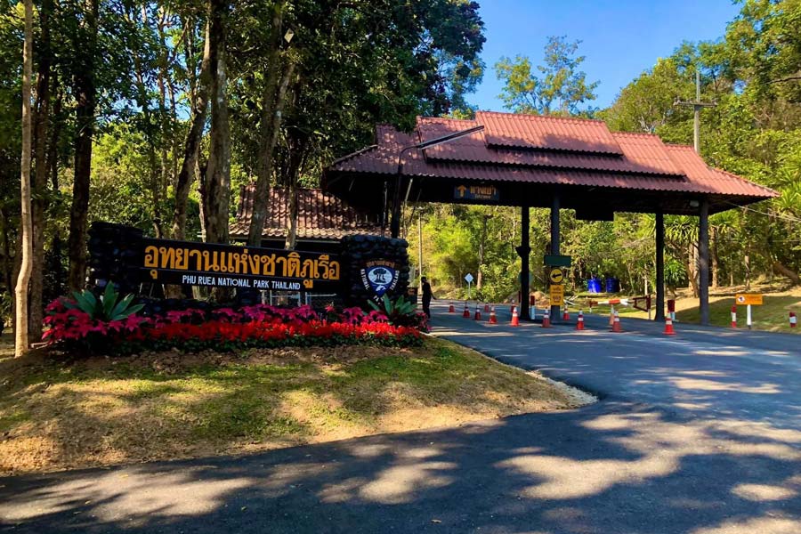 La porte d'entrée du parc national de Phu Ruea