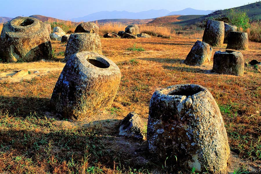 Plaine des Jarres - l'un des trois sites du patrimoine mondial de l'UNESCO au Laos