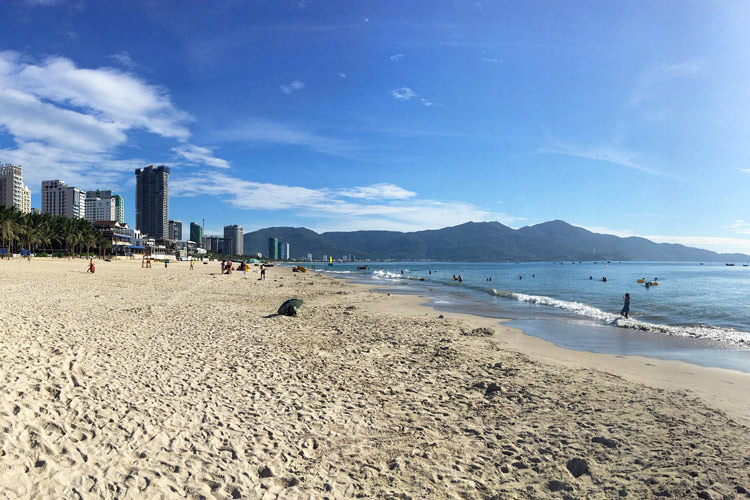 La plage de My Khe à Da Nang