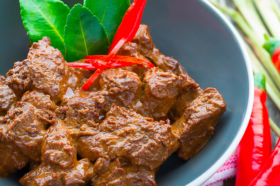 Rendang - plat à la plage à Cherating