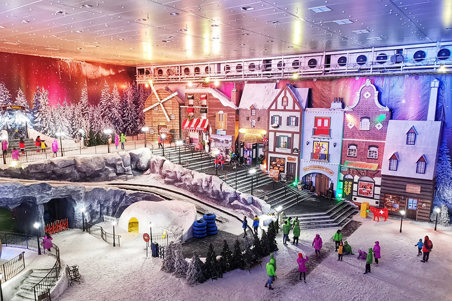 Snow World au Plateau de Genting offre une expérience hivernale magique unique