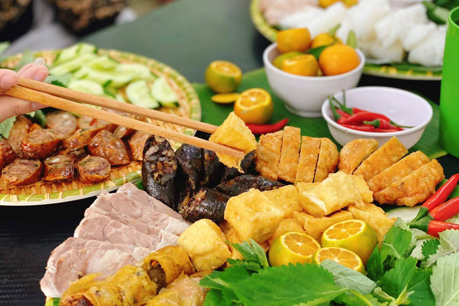 Top 5 plats recommandés par des chefs Michelin à déguster absolument au Vietnam