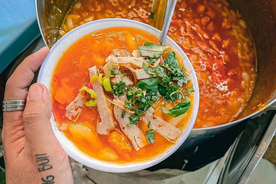 Top 5 plats recommandés par des chefs Michelin à déguster absolument au Vietnam