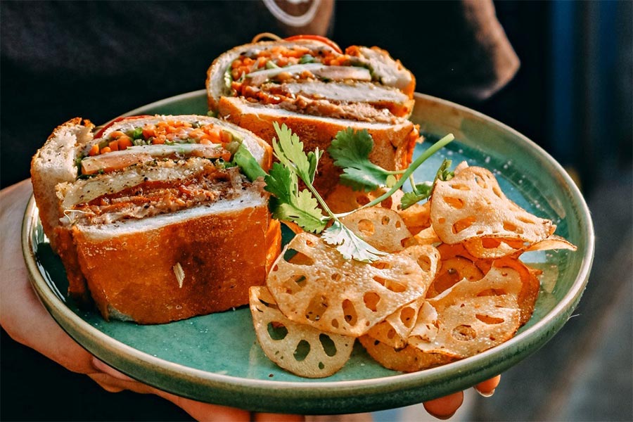 Banh Mi est l'un des plats typiques de Saigon ainsi du Vietnam