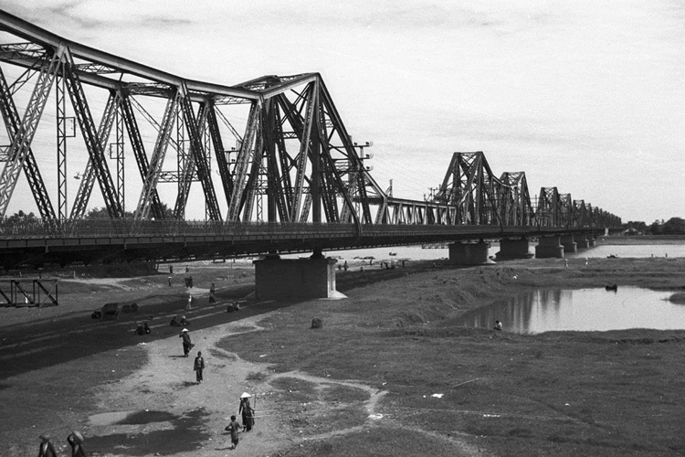 Le pont Long Bien est un témoin historique du peuple vietnamien