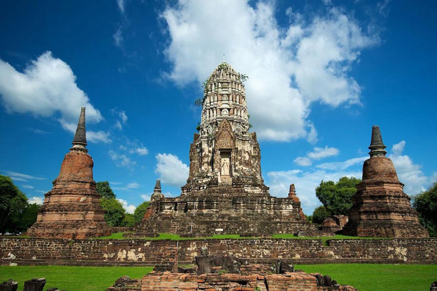 Ayutthaya - une ville ancienne avec des centaines d'années d'histoires historiques