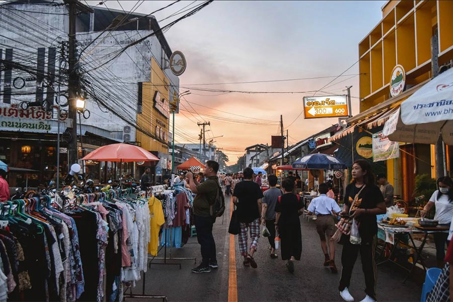 Rue de Lungtad à Nakhon Phanom