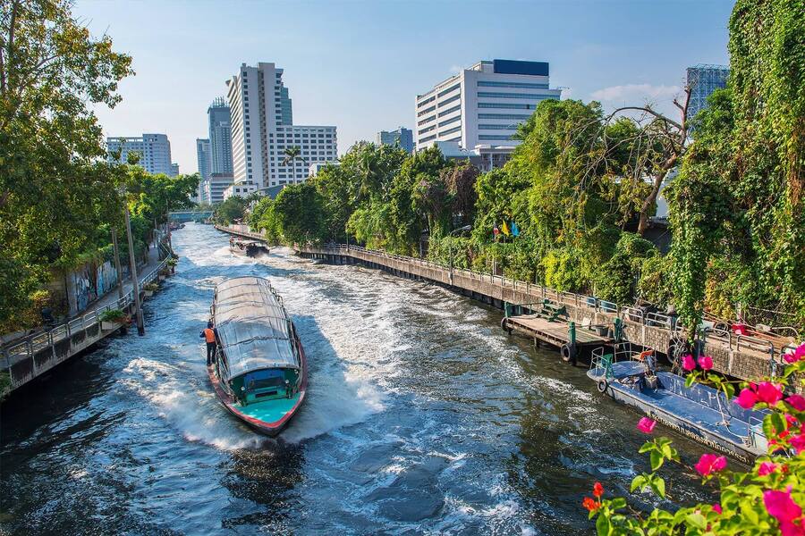 Khlong Saen Saep Boat est un moyen idéal de se déplacer à Bangkok en bateau