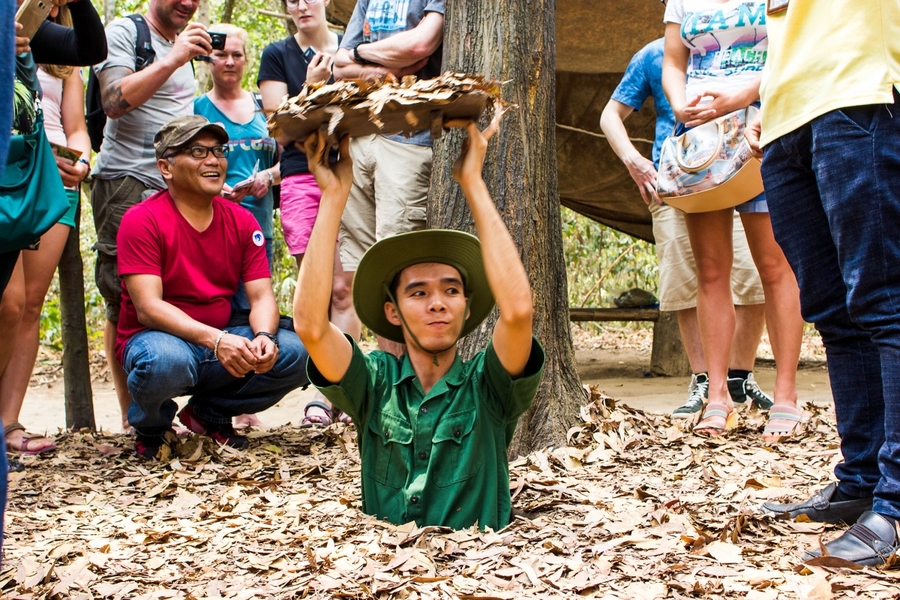 Parmi les activités au sud du Vietnam, la visite des tunnels de Cu Chi est un passage historique incontournable