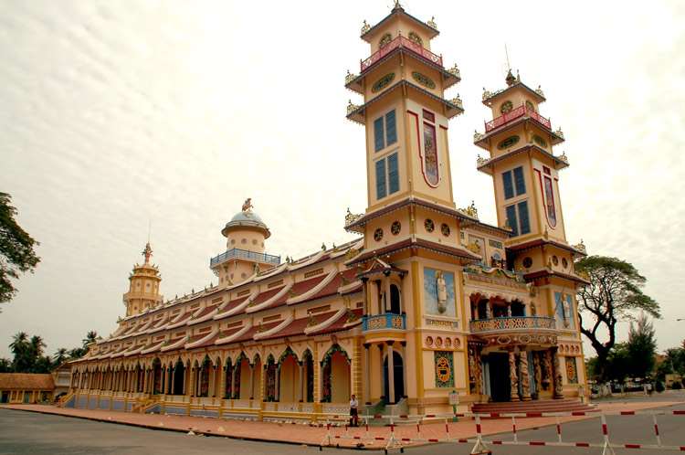 Tay Ninh Saint-Siège est l'œuvre architecturale la plus unique