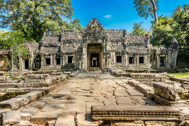 Le temple Preah Khan s'étend majestueusement au nord-est d'Angkor Thom