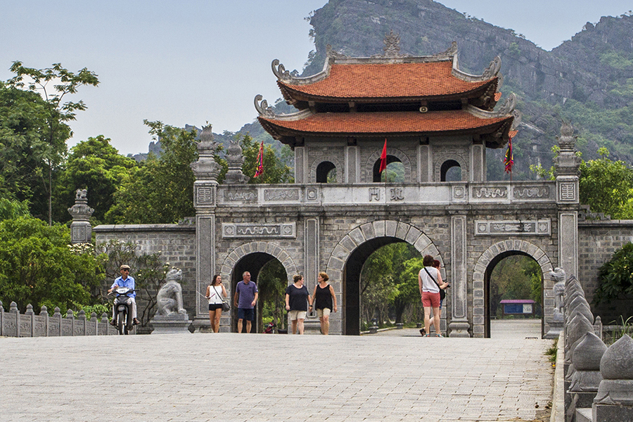 Le temple des rois Dinh-Le est un site historique symbolisant l'héritage royal vietnamien