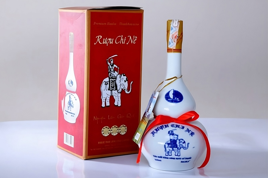 Vin de riz de Chi Ne est une spécialité de Thanh Hoa