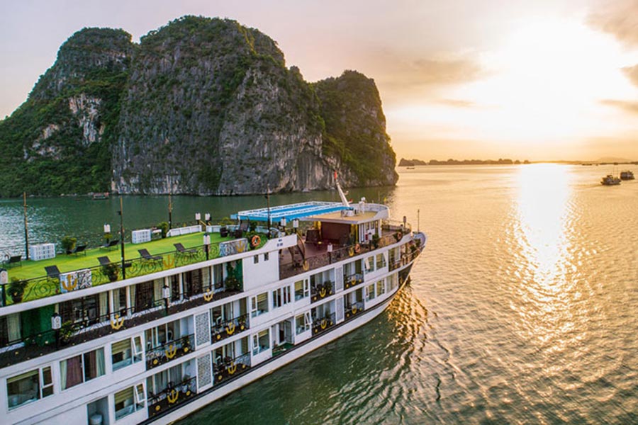 Top 10 meilleures croisières de luxe dans la baie d'Halong