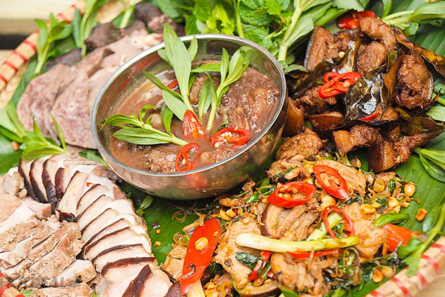 Top 6 plats typiques à Sapa : Un voyage culinaire au cœur des montagnes du Nord-Vietnam