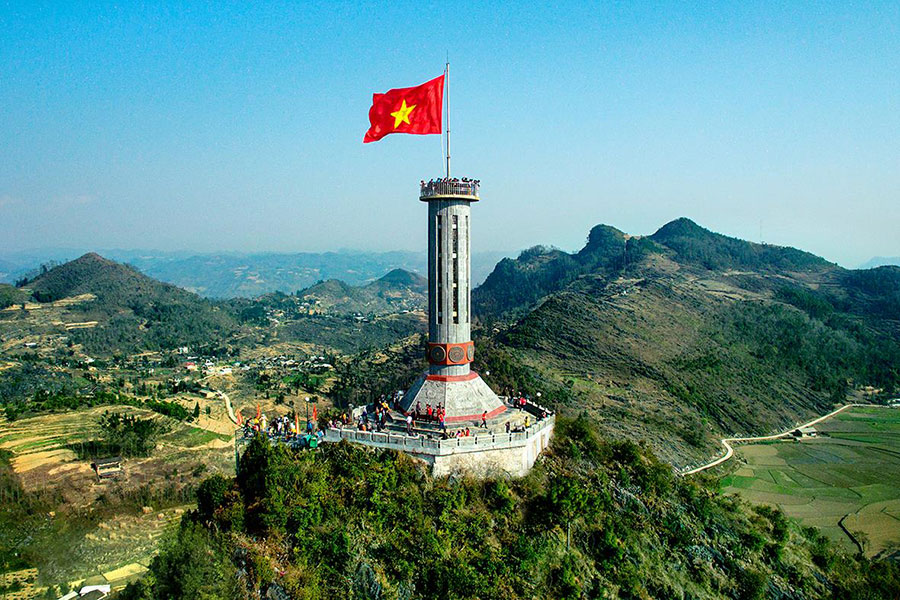 La tour du drapeau de Lung Cu est l'un des symboles de Ha Giang
