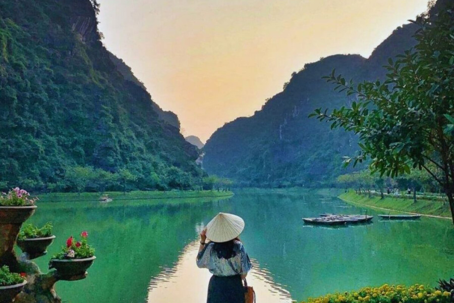  C’est l’un des spots photo les plus prisés de la région de Ninh Binh, particulièrement au lever du soleil