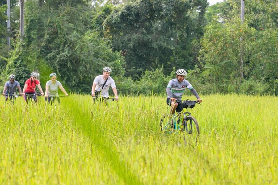 Vivez une aventure unique de 6 jours à vélo et en camping autour de Siem Reap