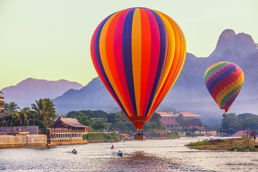 Ville de Vang Vieng