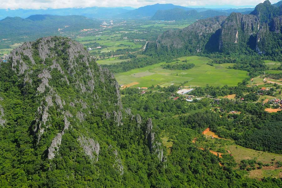 Ville de Vang Vieng