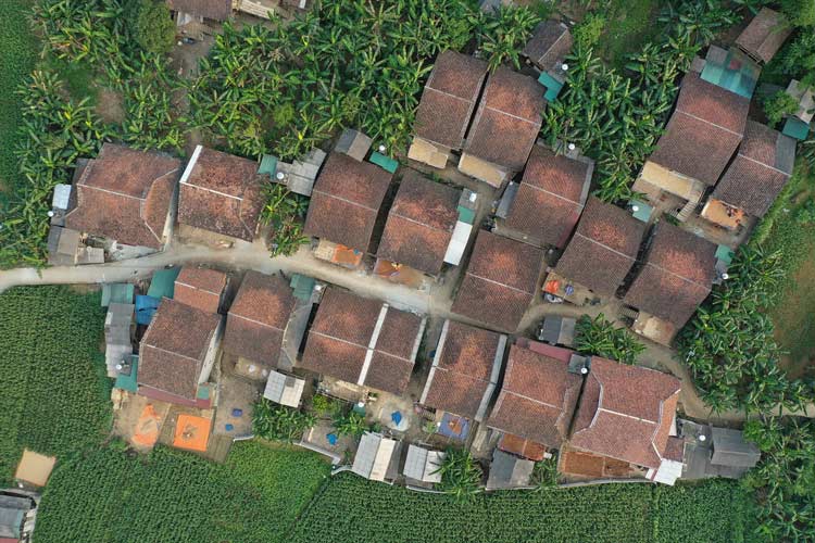 Village d'encen de Phia Thap se trouve environ 26km du centre-ville de Cao Bang