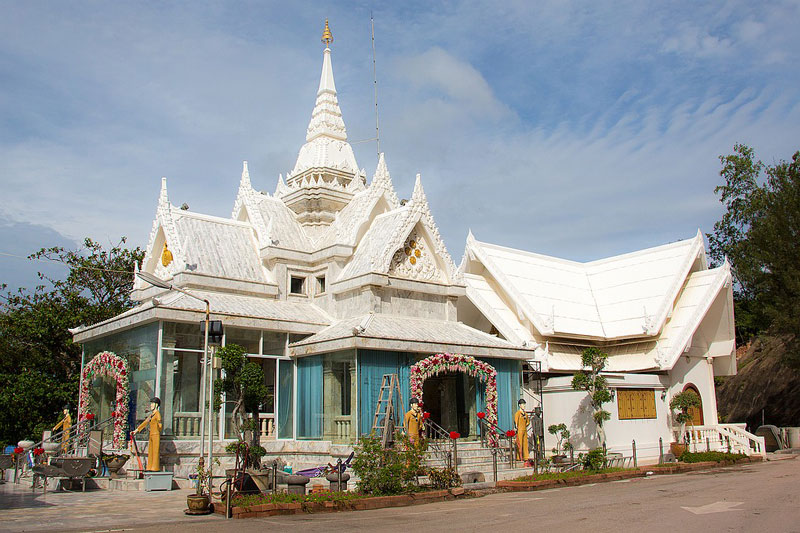 Le temple du Prince Chumphon à Chumphon