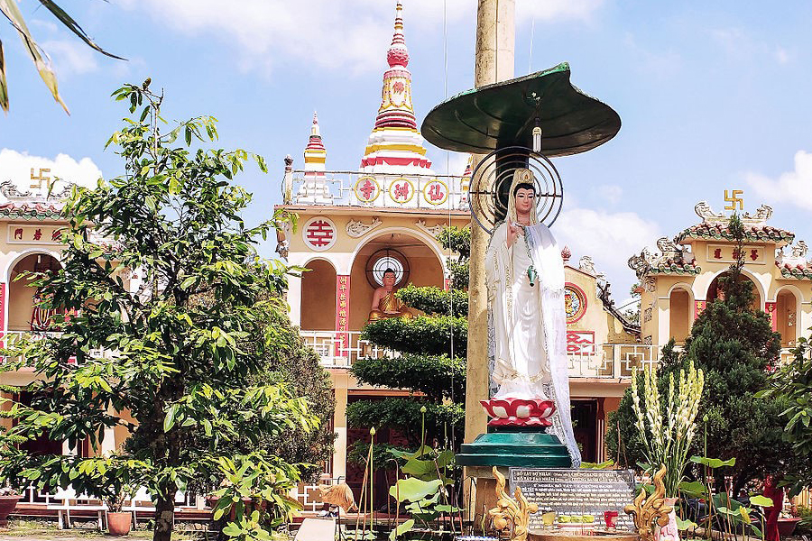 Pagode Tien Chau est un lieu de culte bouddhiste ancien et vénéré à Vinh Long