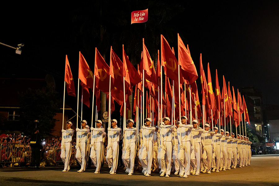 Répétition pour le défilé célébrant la fête nationale du Vietnam