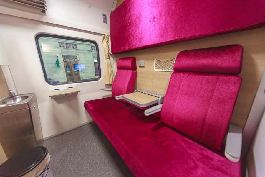 Cabine avec couchette dans le train de Bangkok à Vientiane