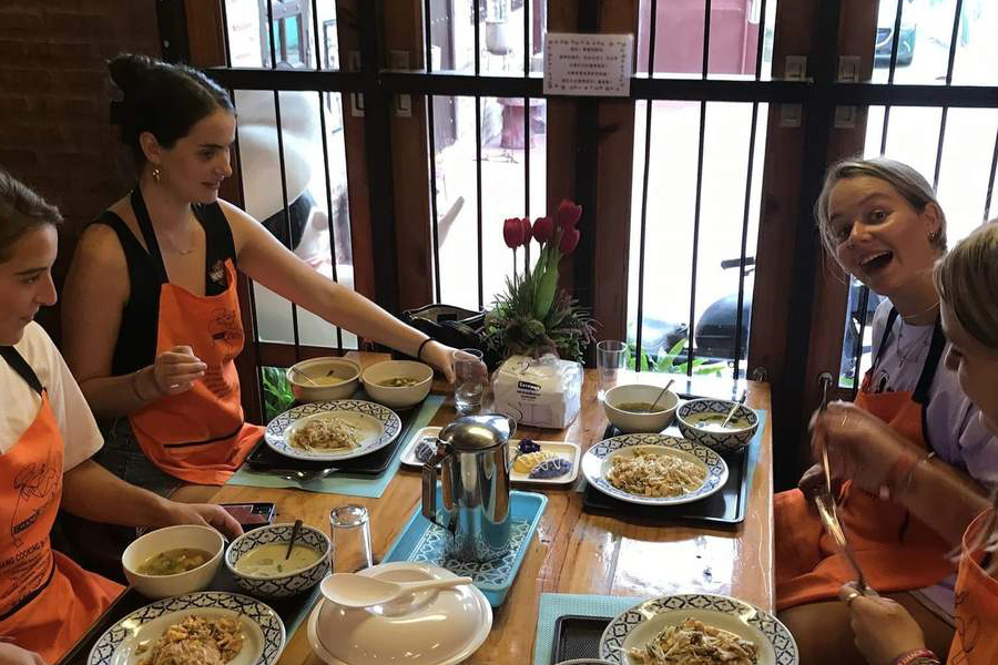 Un voyage responsable en Thaïlande passe aussi par la découverte des saveurs locales