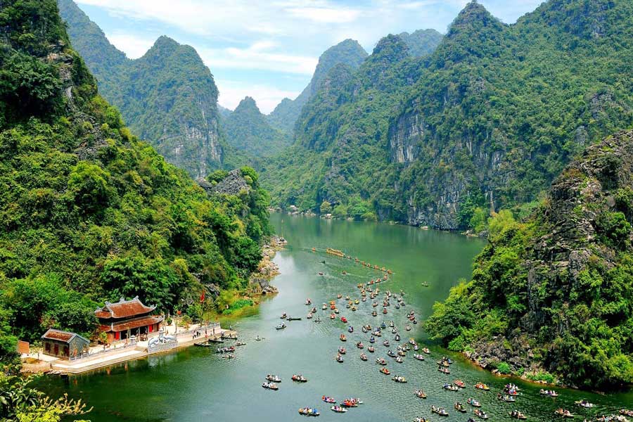 Complexe de Trang An est une incontournable lors du voyage au Vietnam en 10 jours