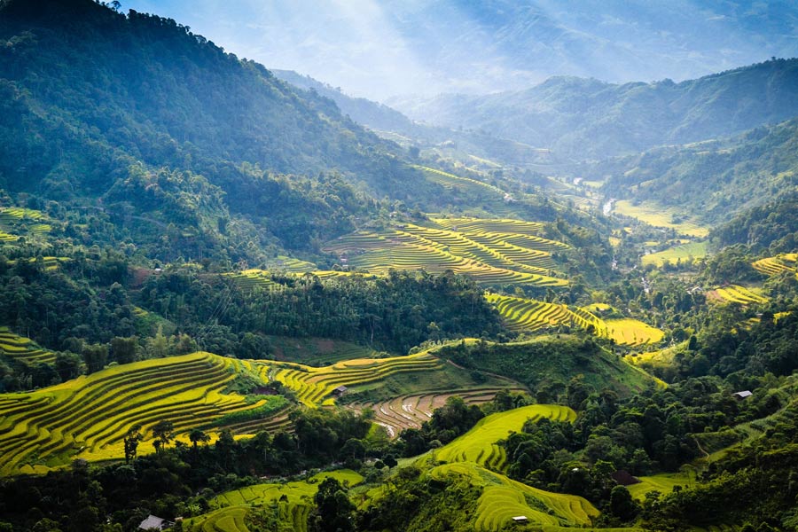 Ha Giang est où vous pouvez voyager au Nord du Vietnam en juin. 