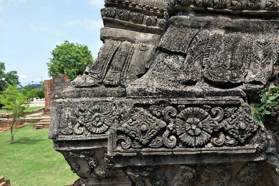 Empreinte architecturale ancienne de Wat Chula Manee