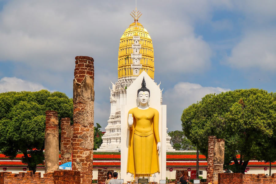 Wat Phra Budhha Chinnarat est un temple avec une longue tradition