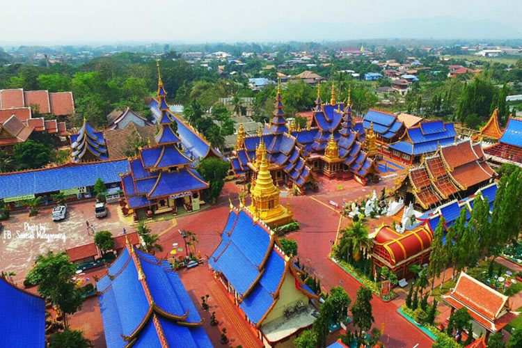 Comment aller au temple de Wat Phiphat Mongkol